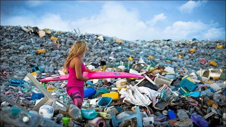 النفايات البلاستيكية تهدد كوكب الأرض Image