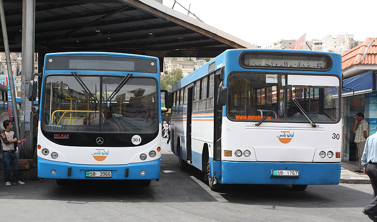100 حافلة لذوي الاعاقة في عمان قريبا Image