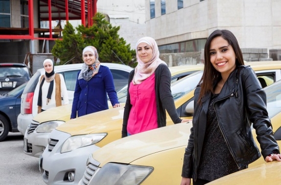 "تاكسي مميز" للنساء في شوارع عمان.. قريباً Image