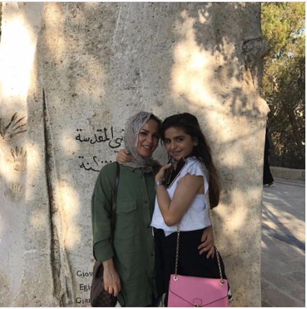 حلا الترك في رحلة مع عائلتها بالأردن Image