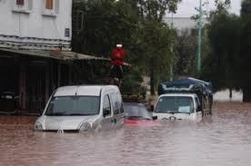 غزارة الأمطار تغلق شارع وادي الغفر في اربد Image