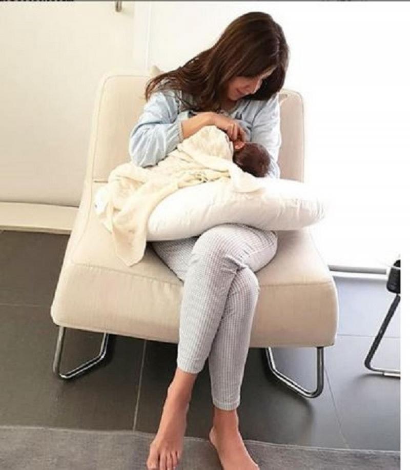 نانسي عجرم في أول ظهور لها مع مولودتها الثالثة  Image