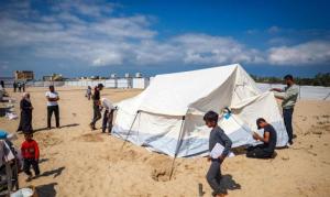 الاحتلال ينوي نصب 10 آلاف خيمة قرب رفح خلال أسبوعين
