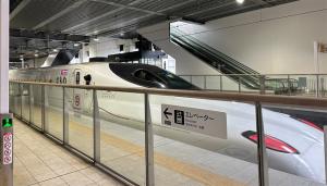 ثعبان يعطّل حركة قطار فائق السرعة في اليابان
