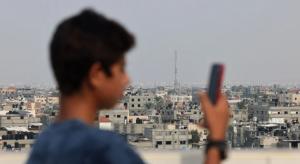 انقطاع خدمات الإنترنت الثابت في وسط وجنوب غزة