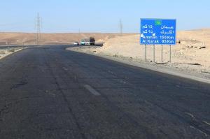 إصابة إثر حادث تدهور على الطريق الصحراوي