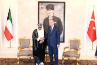 أمير الكويت يلتقي أردوغان في أولى زياراته لتركيا منذ توليه السلطة