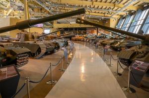 إعادة تشكيل مجلس امناء متحف الدبابات الملكي برئاسة ناظر الخاصة الملكية