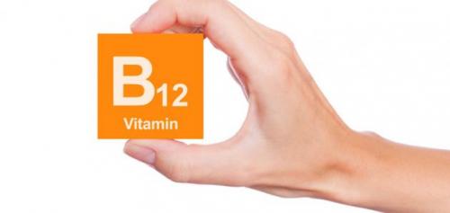 أعراض نقص فيتامين b12 عند النساء