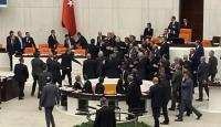 عراك داخل البرلمان التركي