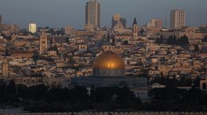 مستوطنون اقتحموا المسجد الأقصى بحماية إسرائيلية