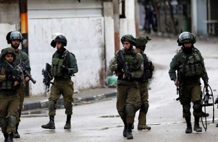 الاحتلال يكثف اعتقال الشبان الفلسطينيين Image