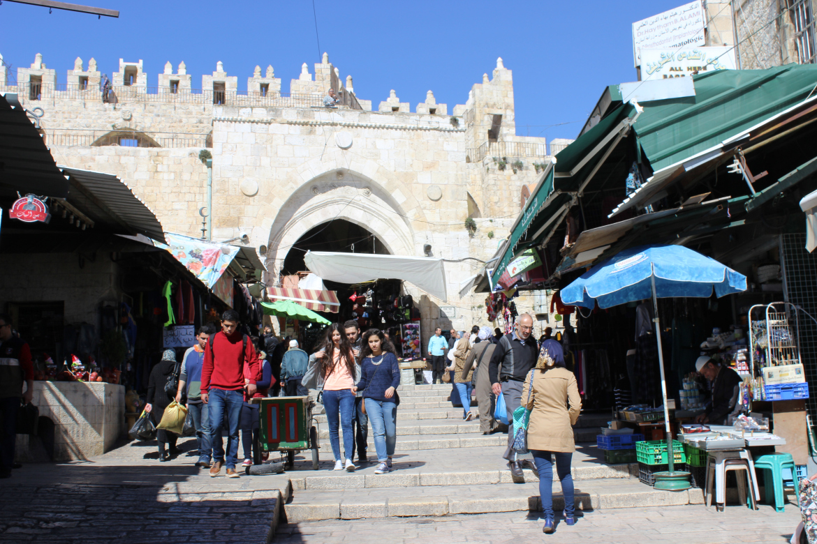 أسواق البلدة القديمة في القدس شاهد على عروبتها Image