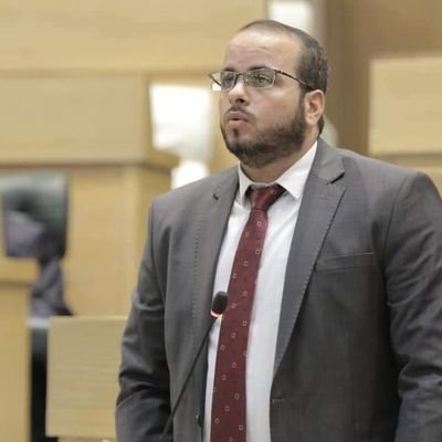 الرياطي يودع أنصاره قبل تنفيذ حكم قضائي بحقه