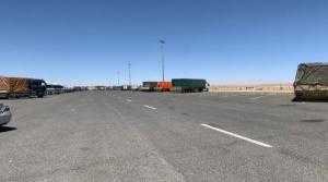 النقل تطلب تسهيل مرور 100 شاحنة أردنية عالقة في الحد السعودي