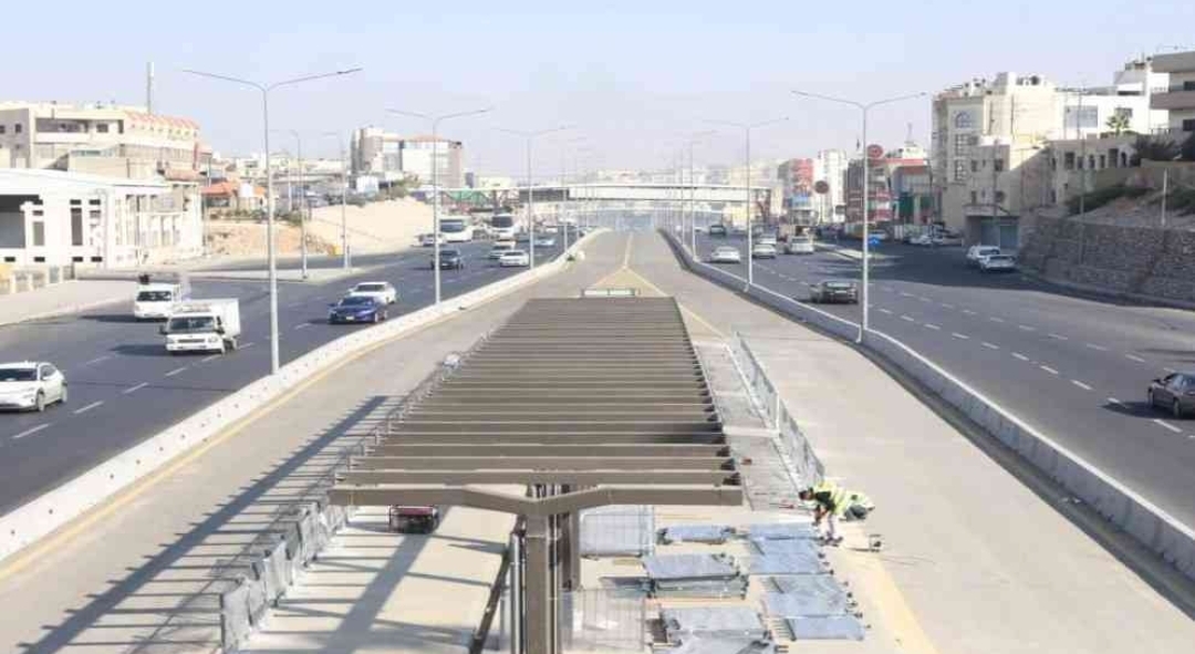 الانتهاء من مشروع الباص السريع عمان الزرقاء 2026 Image