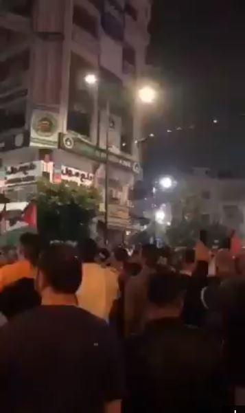 مسيرات في كافة فلسطين فرحا بانتصار المقاومة  Image