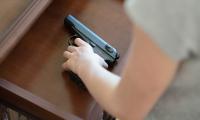 طفل أمريكي يعثر على مسدس ويطلق النار على نفسه 