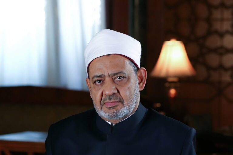 شيخ الأزهر: الهجوم على كنيسة الكرك ..  اعتداء إرهابي آثم تجرد مرتكبيه من الرحمة والإنسانية