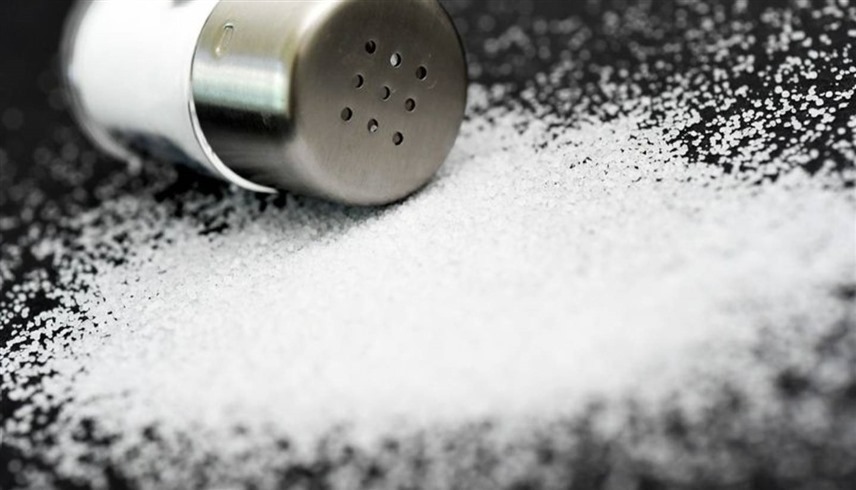 مخاطر الإفراط في تناول الملح .. والاستغناء عنه أيضاً Image