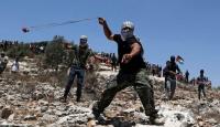 " إسرائيل" تتوقع اندلاع انتفاضة ثالثة بالضفة