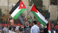 82 % من الأردنيين: الأردن يلعب دورا رئيسيا قياديا في القضية الفلسطينية