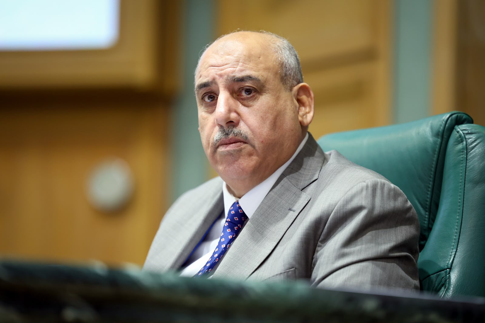 القاضي يدين استهداف الحوثيين للمدينة المنورة