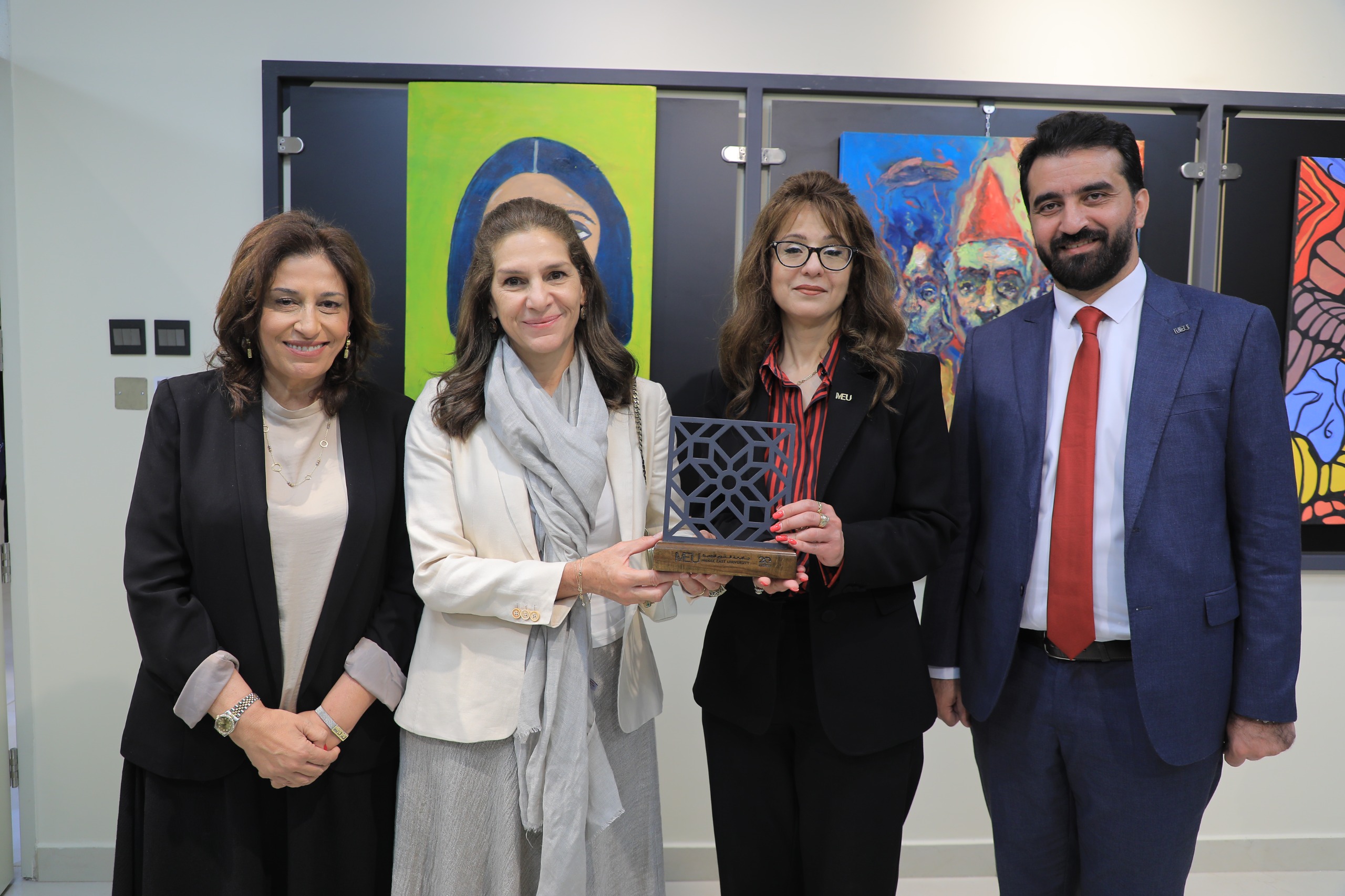 افتتاح معرض "بيت الفن" الدائم في جامعة الشرق الأوسط 