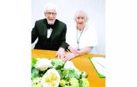 يتزوجان بعد حب 60 عاماً  .. 