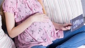 تحذير ..  اكتئاب الحمل يؤثر على نمو الجنين