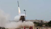 الجيش الإسرائيلي يعلن رصد إطلاق نحو 40 صاروخا من لبنان