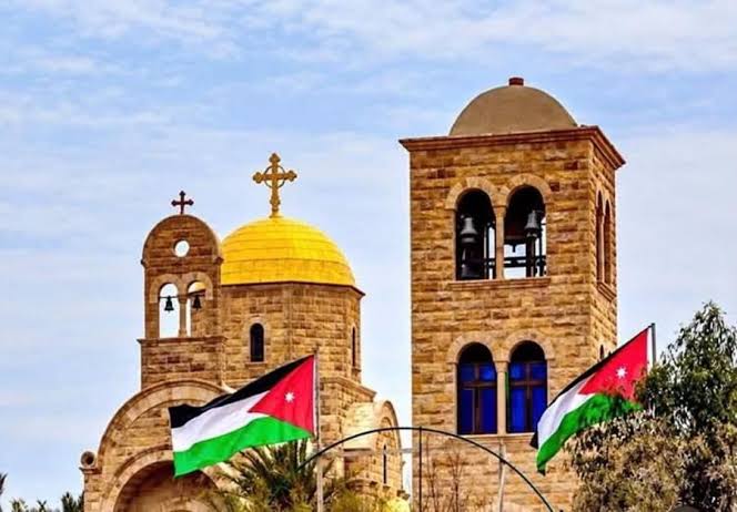 أفكاركم التكفيرية لن تنال من وحدة المسلمين والمسيحيين 