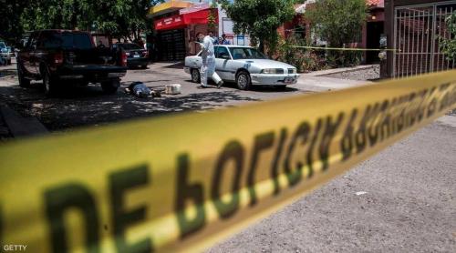 عظام ومنشار ودماء ..  الشرطة تكتشف ( قاتل النساء ) في المكسيك