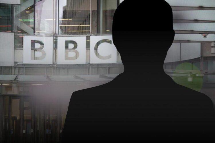 مذيع في BBC: مؤسستنا متواطئة مع “إسرائيل” في تغطية حرب الإبادة على غزة