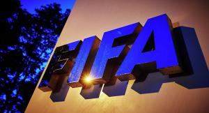 “الفيفا” يطبق قرارا لأول مرة بتاريخ كرة القدم