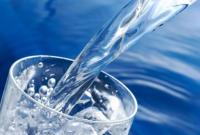 5 خرافات خاطئة عن شرب الماء وتصحيحها