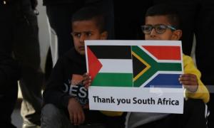 جنوب إفريقيا تدعو لتحقيق عاجل بالمقابر الجماعية في غزة
