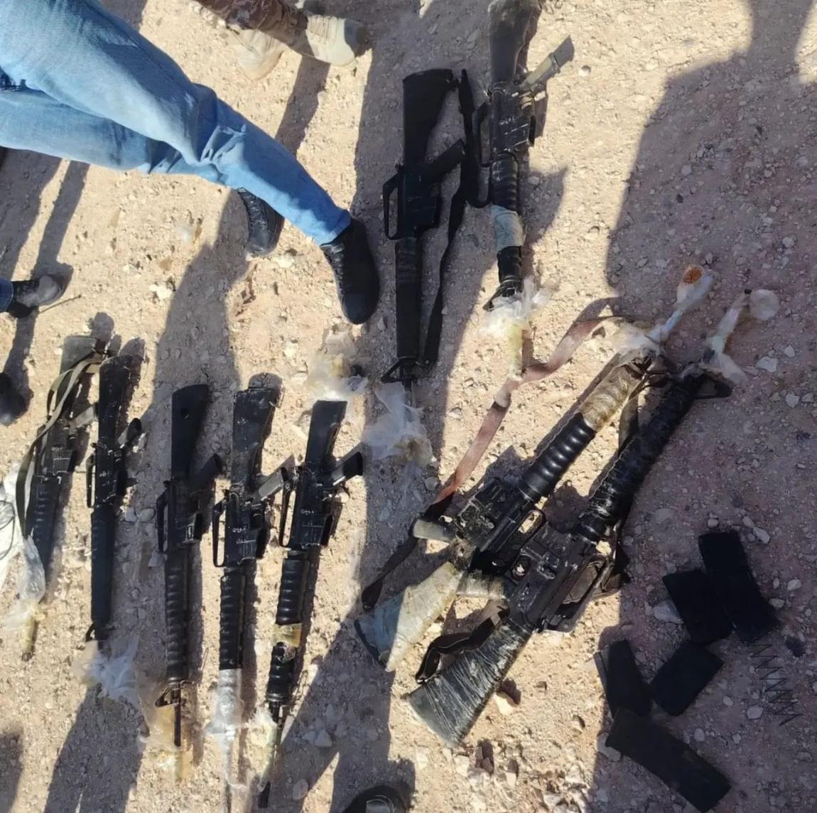 ضبط بالونات حرارية محملة بأسلحة أوتوماتيكية مهربة للمملكة في الكرك