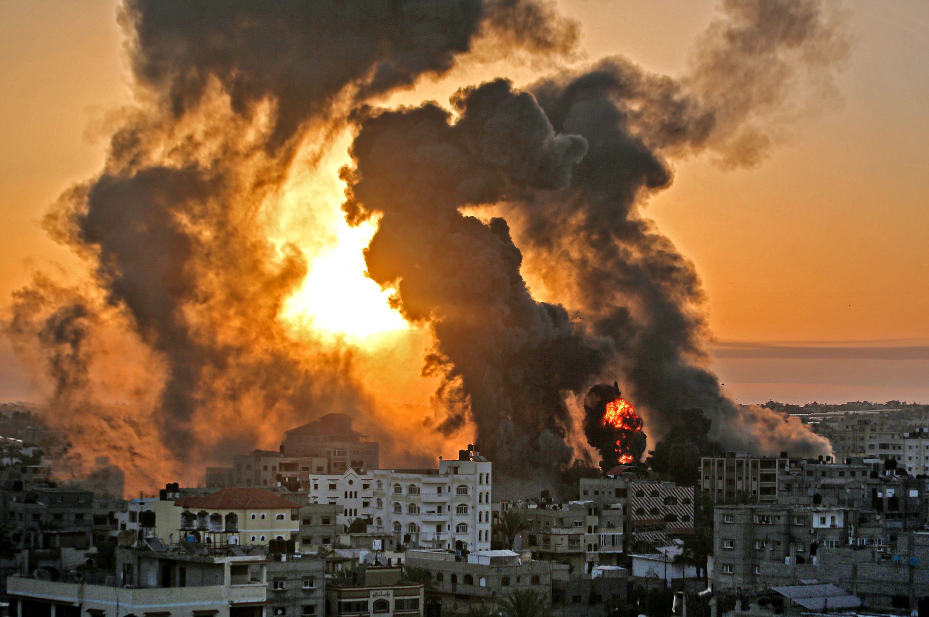 قصف إسرائيلي استهدف مركز بيسان الطبي في البريج