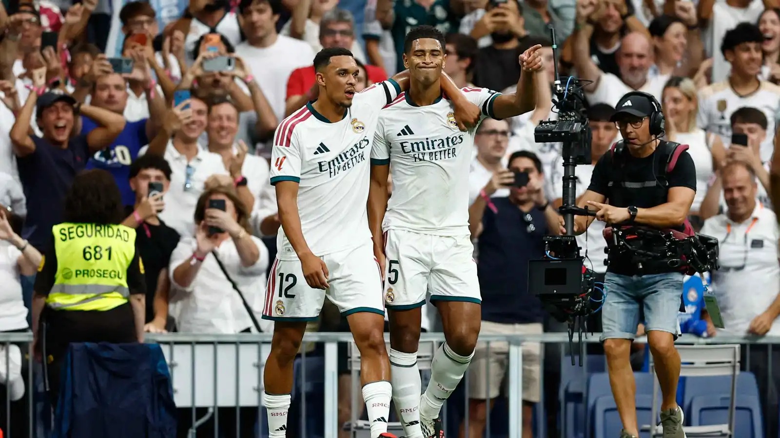 "ضحية مورينيو"  ..  تشابي ألونسو يأمر تشيلسي بضم نجم ريال مدريد