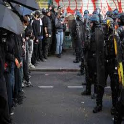 فرنسا: احتجاز 2700 شخص على خلفية الاحتجاجات الأخيرة