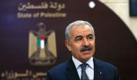 إشتية يُقدّم استقالة الحكومة الفلسطينية لمحمود عباس 