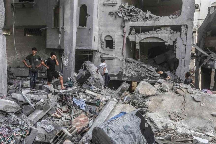 1300 شخص تحت الأنقاض بينهم 600 طفل في غزة Image